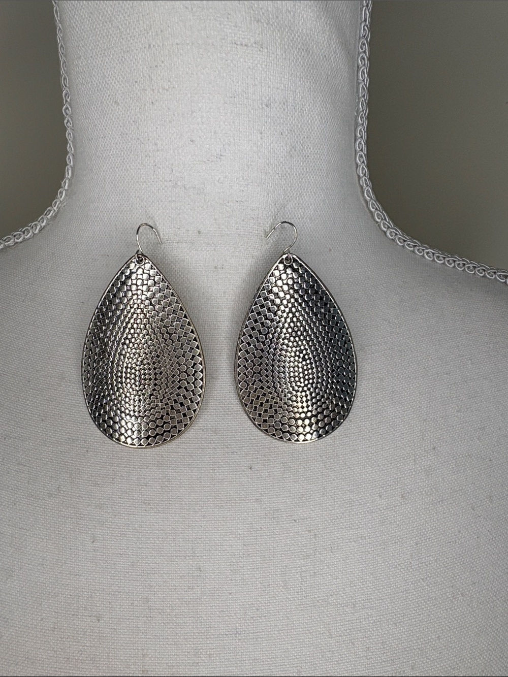 Classic Silver Teardrop Textured Dangle Earrings
